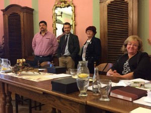 12596302_816629601779005_1704703977_n